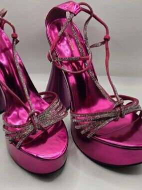 PrettyLittleThing Pink Metallic Rhinestone Platform Block Heels Sandals Size 9